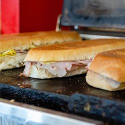 Grand Deli & Subs