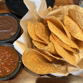 SOL Mexican Cocina - Chips and salsa - Mexican Near Me - Irvine, California