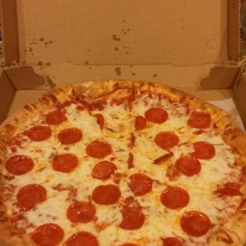 Green Pizzeria - Cheesy large pepperoni pizza. Nice crust! - Pizza Near Me - White Marsh, Maryland Green Pizzeria - Cheesy large pepperoni pizza. Nice crust! - Pizza Near Me - White Marsh, Maryland