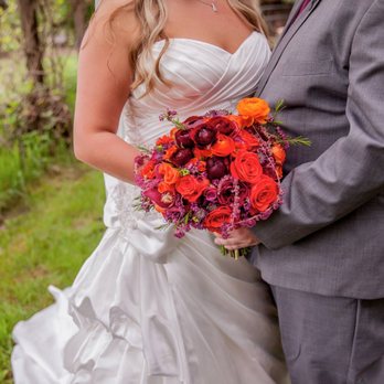 Pollen Floral Works - Florists Near Me - Castle Rock, Washington