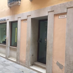 Balenciaga - Front door