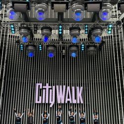 SFK Academy of Dance - Dance team performing at Universal City Walk!