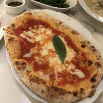 Fumo - Margherita Pizza - Italian Near Me - London, XGL Fumo - Margherita Pizza - Italian Near Me - London, XGL