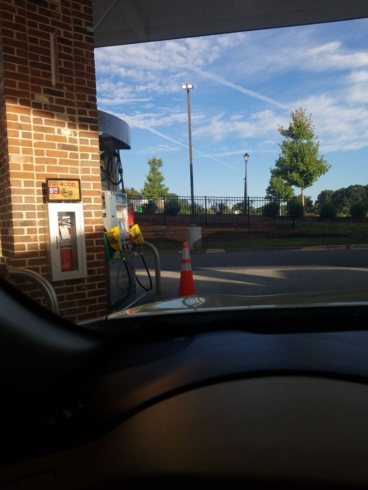 HARRIS TEETER FUEL CENTER Updated August 2024 905 S Point Rd