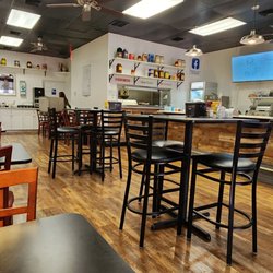 Smackin J's Deli & Grill - Inside