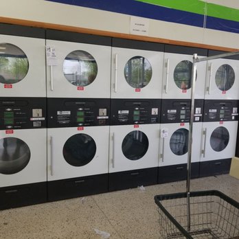 Vandalia Maytag Coin Laundry - Laundromat Near Me - Vandalia, Ohio