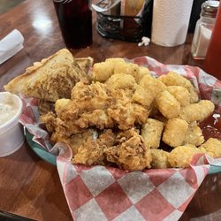 Hitchin Post At The Feed Store - Chicken fingers