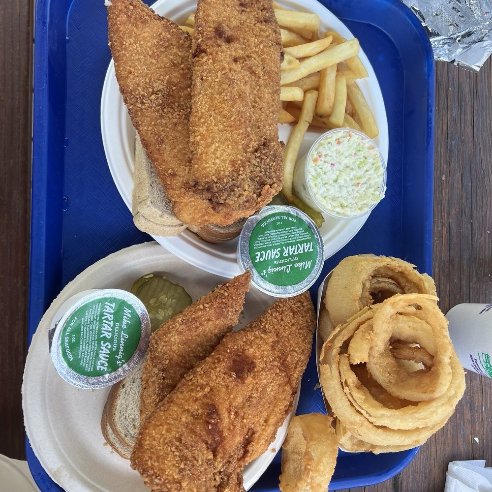 Mike Linnig's Restaurant - Fish Plate & Fish Sandwich - Seafood Near Me - Louisville, Kentucky