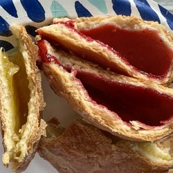 Los Tarascos Bakery and Deli - Pineapple and strawberry empanada