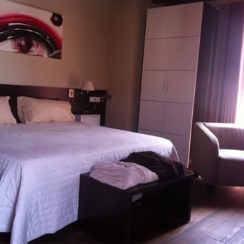 L'Hostal de Cabrit - Suite - Hostels Near Me - San Mateo, CS