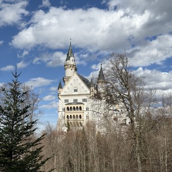 Schloss Neuschwanstein - Landmarks & Historical Buildings Near Me - Schwangau, BY