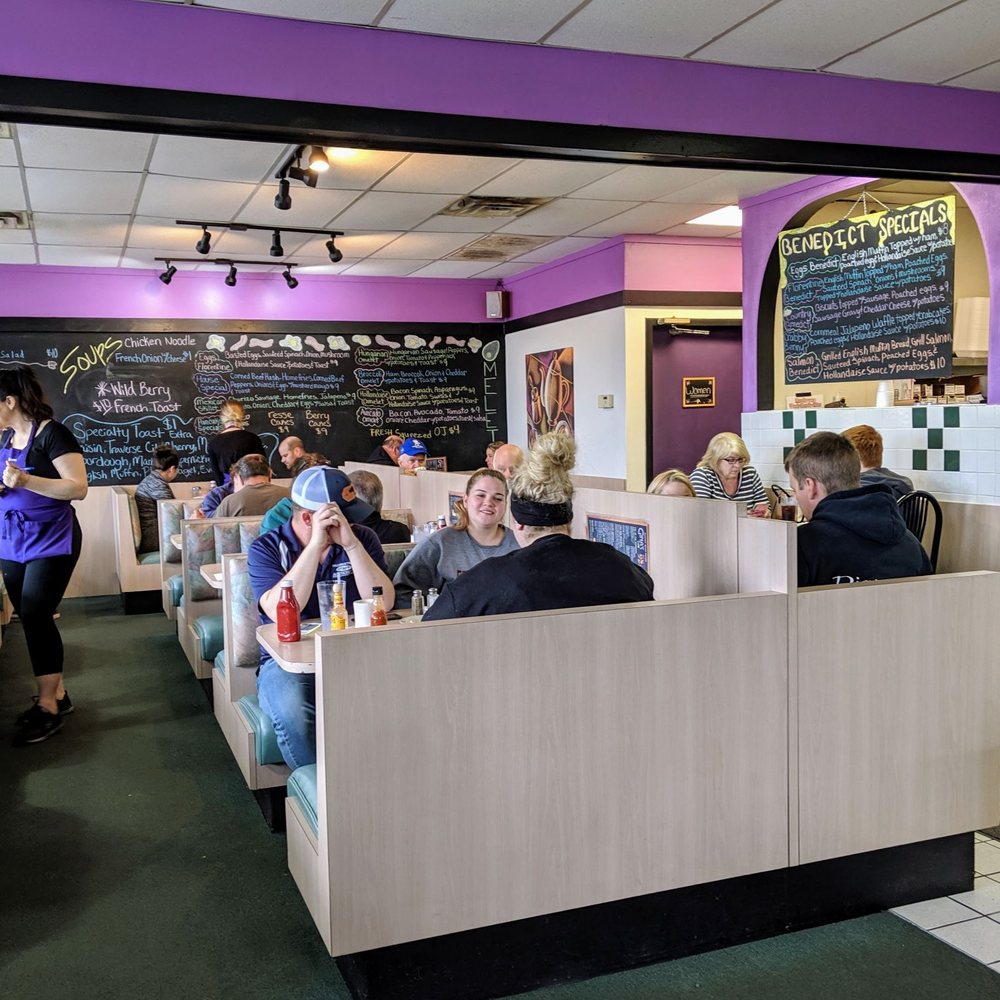 Gina's Cafe - Gina's: Small Venue - Cafes Near Me - Clinton Township, Michigan Gina's Cafe - Gina's: Small Venue - Cafes Near Me - Clinton Township, Michigan
