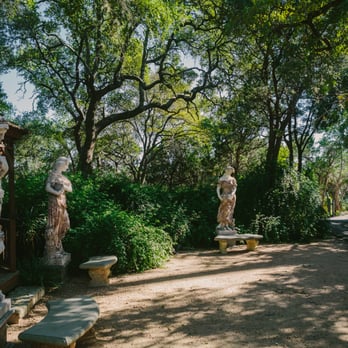 The Vista On Seward Hill - Party & Event Planning Near Me - Austin, Texas