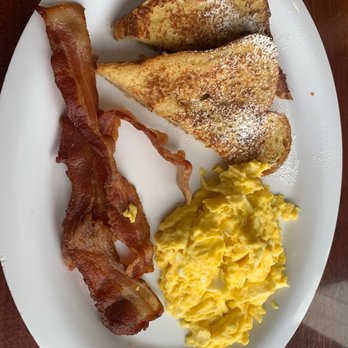 Cozy Corner - Logan Square - Two 2 Eggs with Bacon and french toast - Diners Near Me - Chicago, Illinois Cozy Corner - Logan Square - Two 2 Eggs with Bacon and french toast - Diners Near Me - Chicago, Illinois