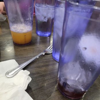 Zippy's Arroyo Crossing - Drinks never got refilled. We paid about $5 each for a diet pepsi and Orange Bang. - Hawaiian Near Me - Las Vegas, Nevada Zippy's Arroyo Crossing - Drinks never got refilled. We paid about $5 each for a diet pepsi and Orange Bang. - Hawaiian Near Me - Las Vegas, Nevada