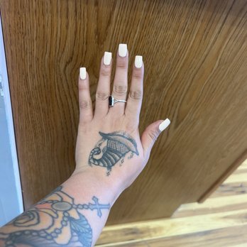 Nails Plus - Better Lighting! - Nail Salons Near Me - Waterbury, Connecticut Nails Plus - Better Lighting! - Nail Salons Near Me - Waterbury, Connecticut