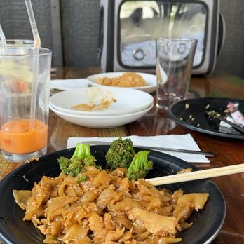 Koi Asian Cuisine - ZU noodle - Asian Fusion Near Me - Weirton, West Virginia Koi Asian Cuisine - ZU noodle - Asian Fusion Near Me - Weirton, West Virginia