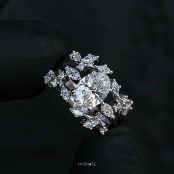Hydrate - Custom GIA Certified Diamond Engagement Ring & Wedding Band Set. Made To Order - Jewelry Near Me - Memphis, Tennessee