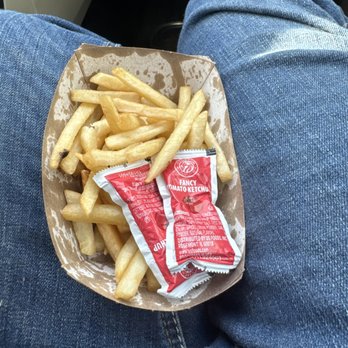 Bud's Jolly Kone - Fast Food Near Me - Red Bluff, California