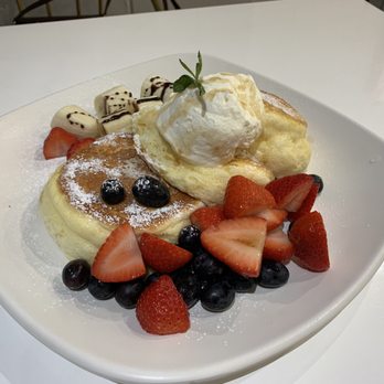Miss Cheese Tea Cafe - Mixed fruit soufflé pancake - Bubble Tea Near Me - Pasadena, California Miss Cheese Tea Cafe - Mixed fruit soufflé pancake - Bubble Tea Near Me - Pasadena, California