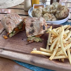 Ten Ten Pie al carbón - Vegan sandwich