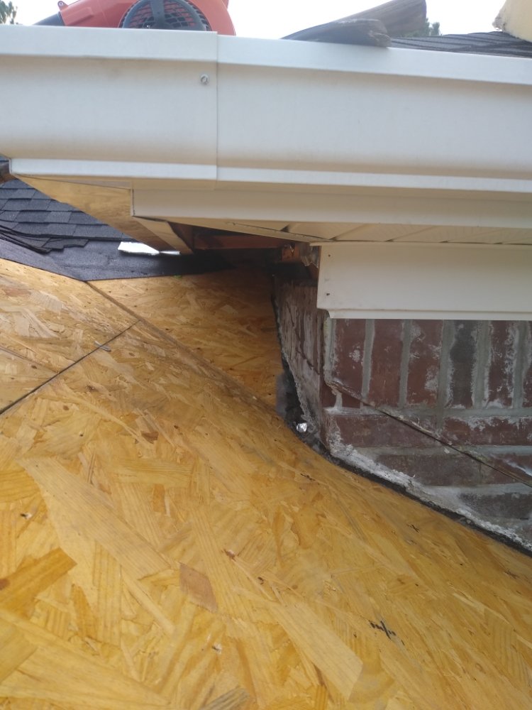 Slide of DMG Roof Repairs and More