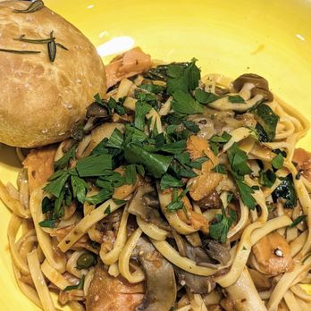 Cucina Moon - Salmon Tagliatelle - Pasta Shops Near Me - Honolulu, Hawaii