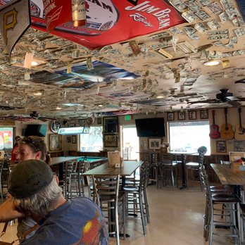 Jakes Corner Bar - people sitting at the bar - Bars Near Me - Payson, Arizona