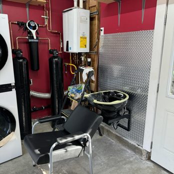 Prestige Plumbing Solutions - Reverse osmosis water filtration system. Shampoo bowl. - Plumbing Near Me Prestige Plumbing Solutions - Reverse osmosis water filtration system. Shampoo bowl. - Plumbing Near Me
