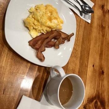 Bodega Ultima - Scramble Eggs and Bacon - Coffee & Tea Near Me - Augusta, Georgia