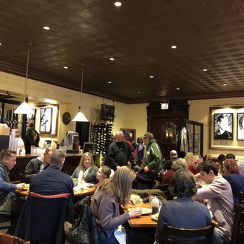 3rd Coast Cafe - Packed dining room on a Saturday afternoon! - Breakfast & Brunch Near Me - Chicago, Illinois