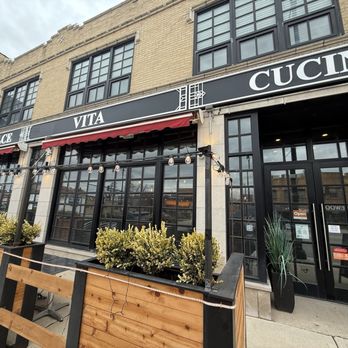 La Dolce Vita Cucina - Italian Near Me - Chicago, Illinois