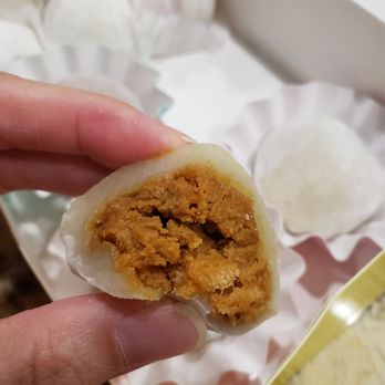 Lomichi - Biscoff mochi - Desserts Near Me - Sugar Land, Texas Lomichi - Biscoff mochi - Desserts Near Me - Sugar Land, Texas