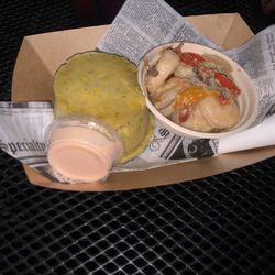 Paseo Tablado de Guaynabo - Mofongo con camarones al ajillo.