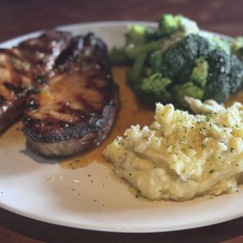 J. Alexander's - New American Near Me - Oak Brook, Illinois