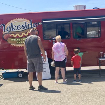 Lakeside Wiener Wagon & BBQ - Hot Dogs Near Me