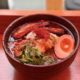 Ukrainadan porno aktrisa Oksana Fedorova yalangoch