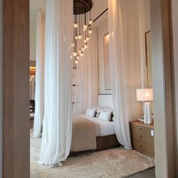 RH Oak Brook | The Gallery at the Oak Brook Center