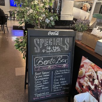 Plaza Cafe & Grill - Burgers Near Me - Sacramento, California Plaza Cafe & Grill - Burgers Near Me - Sacramento, California