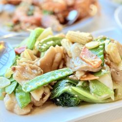 T&T Seafood Restaurant - Chicken Mixed Vegetable