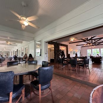 Waioli Kitchen and Bake Shop - Breakfast & Brunch Near Me - Honolulu, Hawaii Waioli Kitchen and Bake Shop - Breakfast & Brunch Near Me - Honolulu, Hawaii