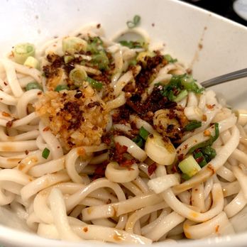 Mr Dumpling - Spicy Hot Oil Seared Noodle - Taiwanese Near Me - Apex, North Carolina