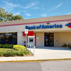 Bank of America Financial Center - Storefront