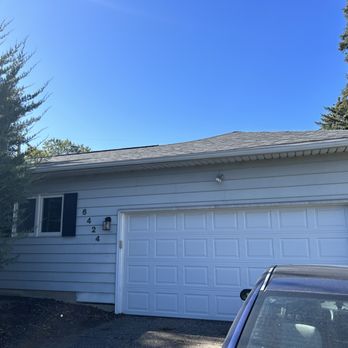 Legacy Construction - Roof_Elevation_Breezeway_Garage - Roofing Near Me - Burnsville, Minnesota