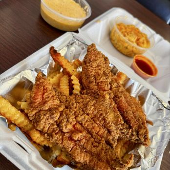 Love’s Cajun Cuisine - Seafood Near Me - Houston, Texas