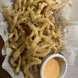 Onion Straw