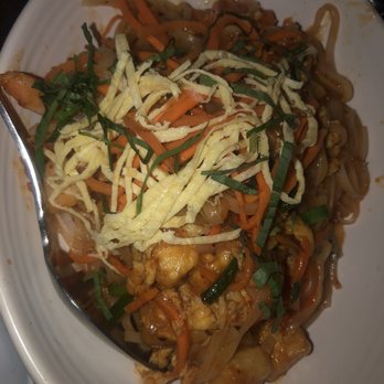 Sampan - Pad Thai - Asian Fusion Near Me - Philadelphia, Pennsylvania
