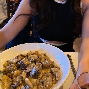 Tenuta's Italian Restaurant - Italian Near Me - Milwaukee, Wisconsin