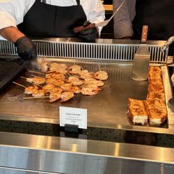 Oracle Suite Level - Grilled Station - shrimp; Crazy Crab sandwiches