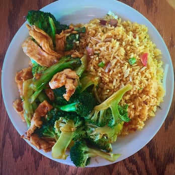 New Horizon Chinese Restaurant - Chicken with broccoli. - Chinese Near Me - Randolph, New Jersey New Horizon Chinese Restaurant - Chicken with broccoli. - Chinese Near Me - Randolph, New Jersey